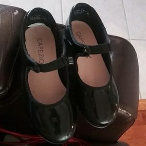 Girls tap shoes